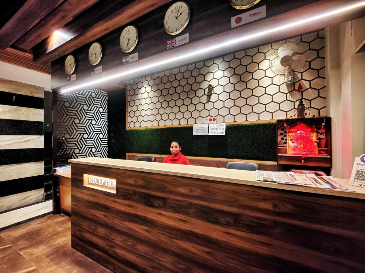 Hotel 21 Next To Chd Railway Station Чандигарх Экстерьер фото